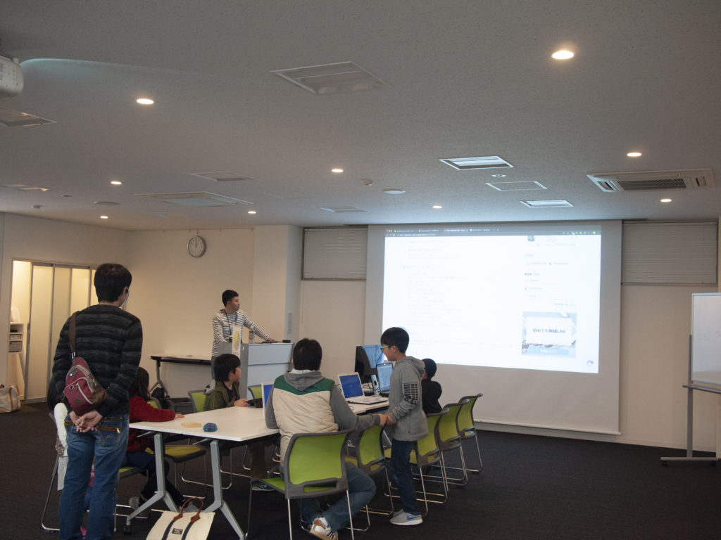 第3回CoderDojo Ube（宇部市のプログラミング道場）会場の様子
